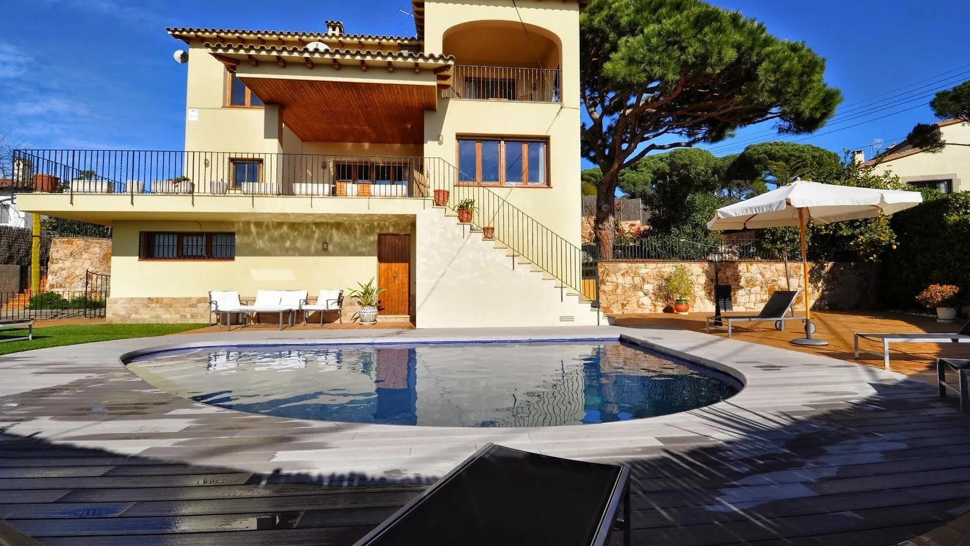 Villa Rosa Lloret de Mar